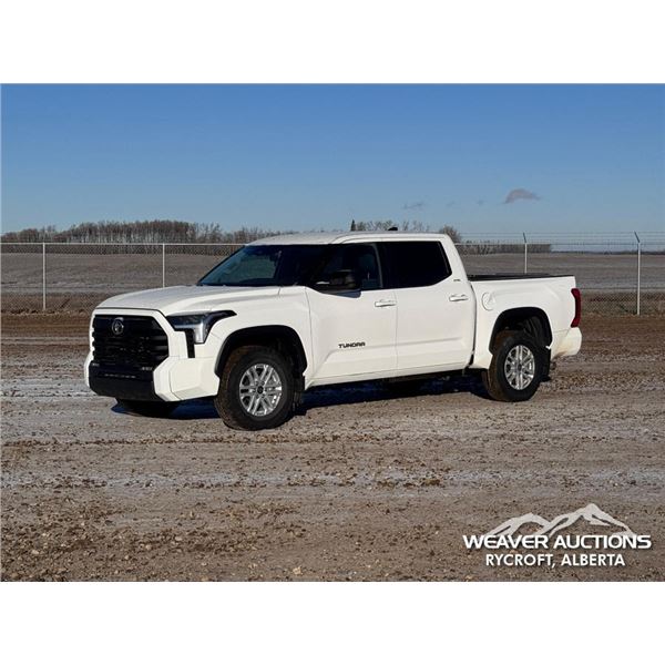 2024 TOYOTA TUNDRA SR5 CREW CAB PICKUP