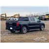 Image 3 : 2024 GMC DENALI ULTIMATE 1500 CREW CAB PICKUP