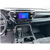 Image 10 : 2024 TOYOTA TUNDRA SR5 CREW CAB PICKUP
