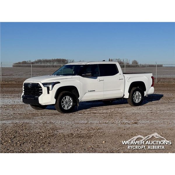 2024 TOYOTA TUNDRA SR5 CREW CAB PICKUP