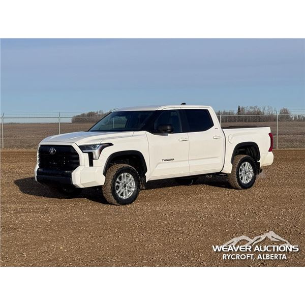 2024 TOYOTA TUNDRA SR5 CREW CAB PICKUP