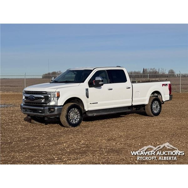 2021 FORD F350 XLT CREW CAB PICKUP