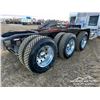 Image 53 : 2022 WESTERN STAR 49X TRI/A SLEEPER TRUCK TRACTOR