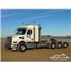 Image 1 : 2022 WESTERN STAR 49X TRI/A SLEEPER TRUCK TRACTOR