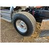 Image 40 : 2022 WESTERN STAR 49X TRI/A SLEEPER TRUCK TRACTOR