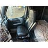 Image 9 : 2022 WESTERN STAR 49X TRI/A SLEEPER TRUCK TRACTOR