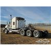 Image 4 : 2014 KENWORTH T800 TRI/A SLEEPER TRUCK TRACTOR