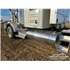 Image 75 : 2014 KENWORTH T800 TRI/A SLEEPER TRUCK TRACTOR