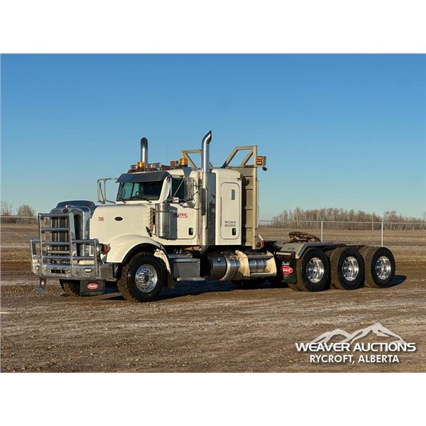 2014 PETERBILT 367 TRI DRIVE SLEEPER TRUCK TRACTOR