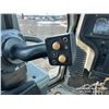 Image 13 : 2005 CATERPILLAR D6R LGP SERIES II CRAWLER DOZER