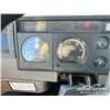 Image 10 : 2004 CASE 330 ARTICULATED DUMP TRUCK