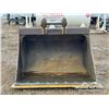 Image 9 : CAT 72 IN. EXCAVATOR CLEAN OUT BUCKET
