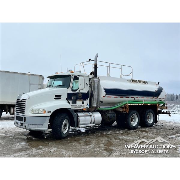2008 MACK CXU 613 T/A WATER TRUCK