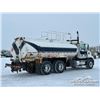 Image 3 : 2009 MACK CXU 613 T/A 16,000 L WATER TRUCK