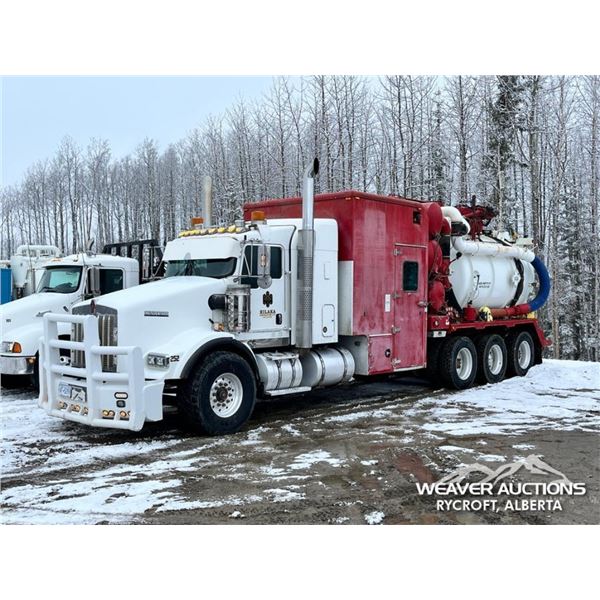 2011 KENWORTH T800 TRI DRIVE HYDRO VACUUM TRUCK