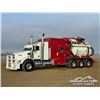 Image 1 : 2011 KENWORTH T800 TRI/A SLEEPER HYDRO VAC TRUCK