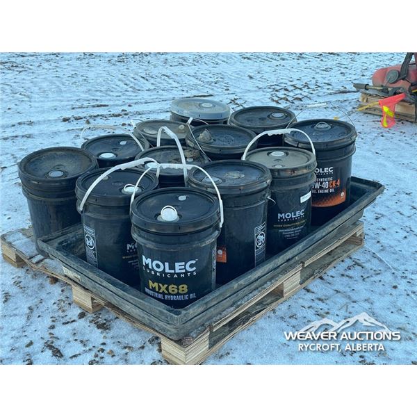 MISC PAILS OF HYDRAULIC OIL