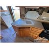 Image 12 : 2005 JAYCO EAGLE 29BHS 29 FT TRAVEL TRAILER