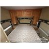 Image 31 : 2005 JAYCO EAGLE 29BHS 29 FT TRAVEL TRAILER