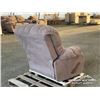 Image 3 : LUMBERJACK RECLINER CHAIR