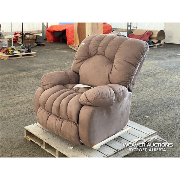 LUMBERJACK RECLINER CHAIR