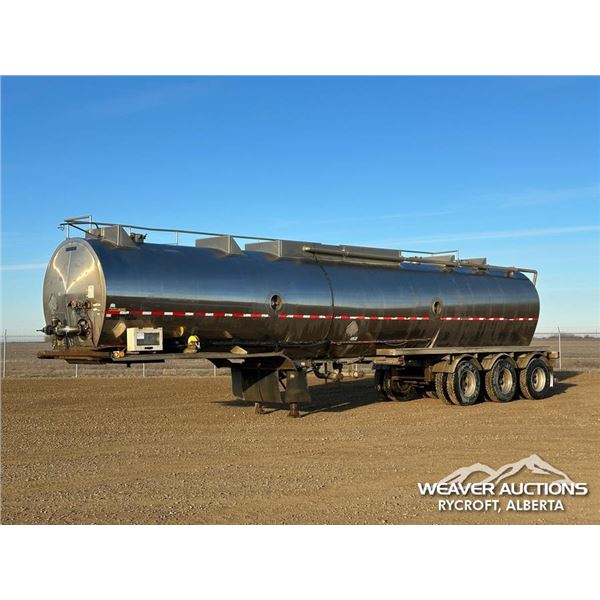 2008 BRENNER 42,014 L INSULATED TRI/A TANK TRAILER