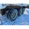 Image 24 : 2014 LANGFAB 16 FT. TRI/A DUMP PUP TRAILER