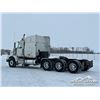 Image 4 : 2016 WESTERN STAR 4900 TRI/A SLEEPER TRUCK TRACTOR