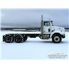 Image 4 : 2000 PETERBILT 330 T/A TRUCK TRACTOR
