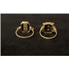 Image 3 : TWO APPROX 10K+ LADIES RINGS SET WITH ONYX (11G)