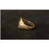Image 2 : APPROX 10K MENS SIGNET RING (5.1G)