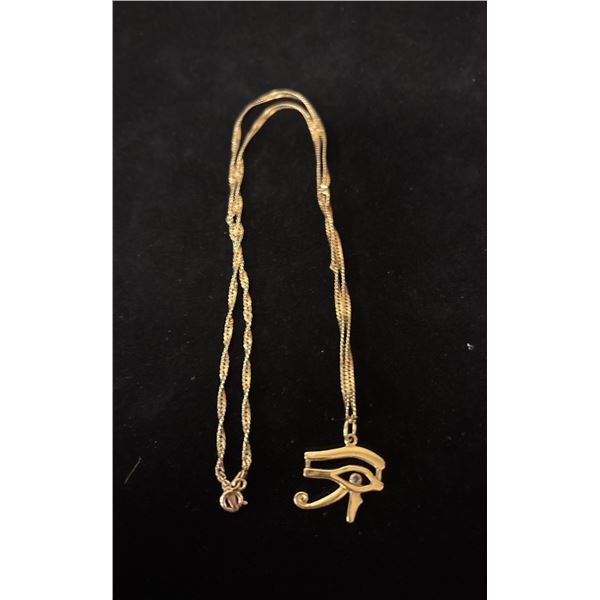 APPROX 10K CHAIN (18") WITH APPROX 18K EYE OF OSIRIS PENDANT SET WITH LAPUS LAZULI (4.3G)