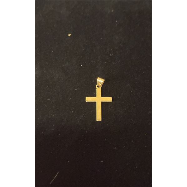 APPROX 10K CROSS PENDANT (0.5G)