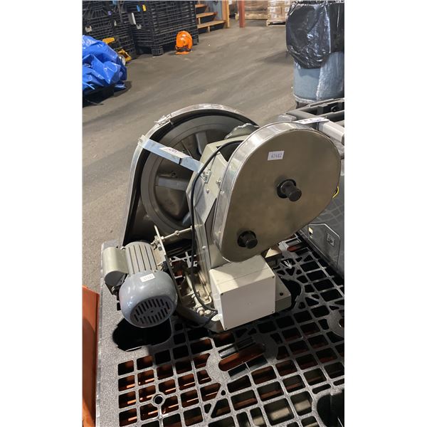 GREY INDUSTRIAL ELECTRIC HEAVY DUTY PILL PRESS MACHINE
