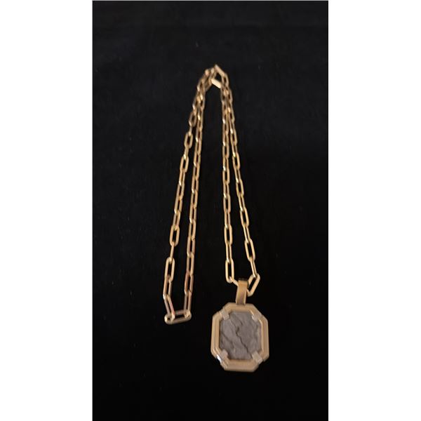 APPROX 14K CHAIN (30") WITH APPROX 18K PENDANT SET WITH METEORITE (60.6G)