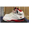 Image 2 : PAIR OF NIKE AIR JORDAN 5 RETRO "FIRE RED" SIZE M11.5 *AUTHENTICITY UNKNOWN*