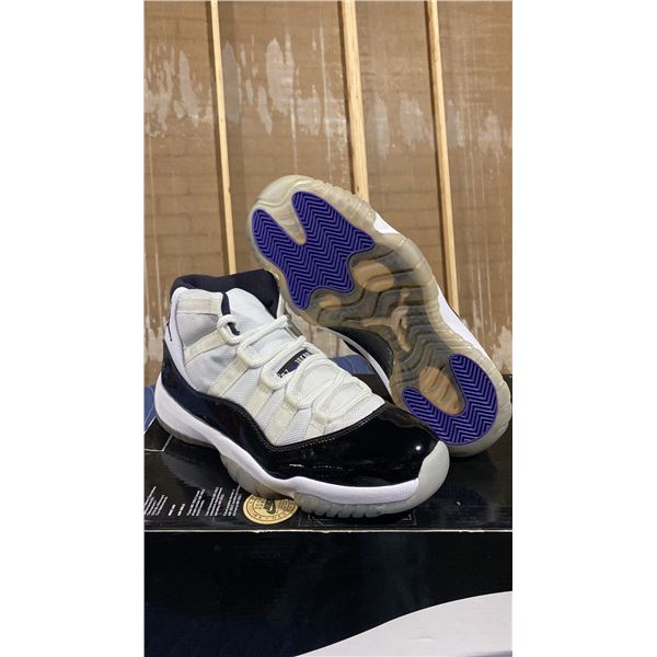 PAIR OF NIKE AIR JORDAN 11 RETRO "CONCORD" SIZE M8 *AUTHENTICITY UNKNOWN*