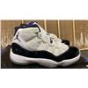 Image 4 : PAIR OF NIKE AIR JORDAN 11 RETRO "CONCORD" SIZE M8 *AUTHENTICITY UNKNOWN*