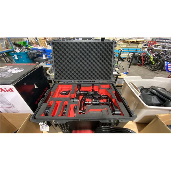 DJI RONIN PROFESSIONAL CAMERA STABILIZATION GIMBAL SYSTEM WITH CONTROLLER IN HARD TRANSPORT CASE