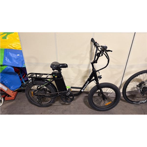 ISINWHEEL BLACK 7 SPEED E-BIKE *NO CHARGER, HAS KEY*
