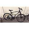Image 1 : CANNONDALE TRAIL 4 BLACK 27 SPEED FRONT SUSPENSION MOUNTAIN BIKE WITH FULL DISC BRAKES
