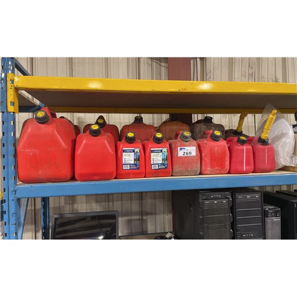 SHELF OF ASSORTED INDUSTRIAL JERRY CANS, VARIOUS SIZES