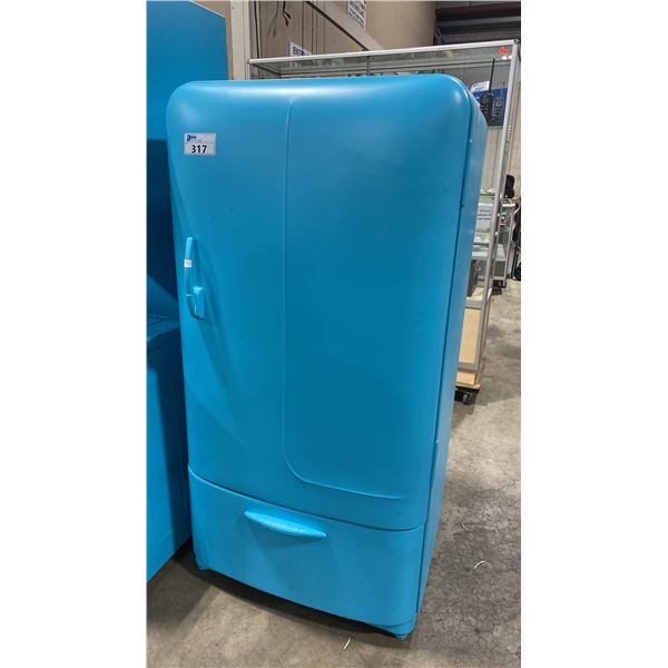 TEAL COOLERATOR VINTAGE FRIDGE *PROP ONLY*