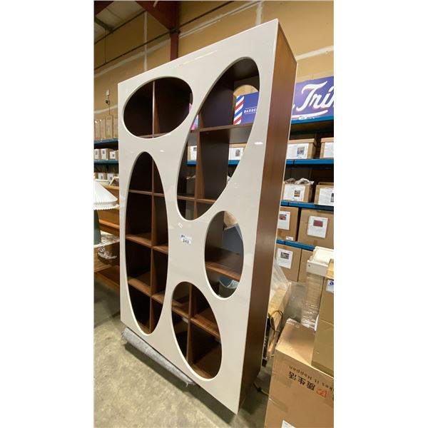 MODERN DARK WOOD & WHITE SHELVING UNIT/BOOKCASE