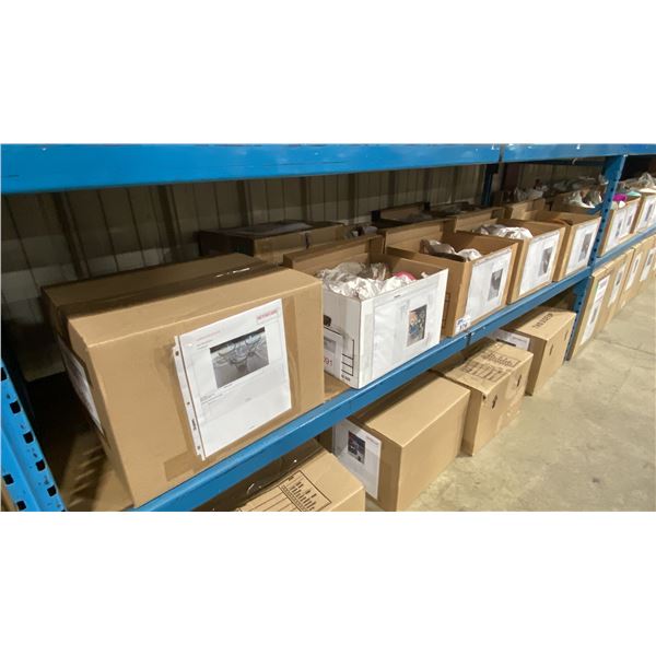 SHELF OF VASE & DECOR ITEMS