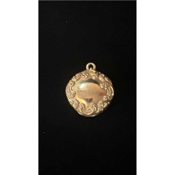 APPROX 9K LOCKET (4.3G)