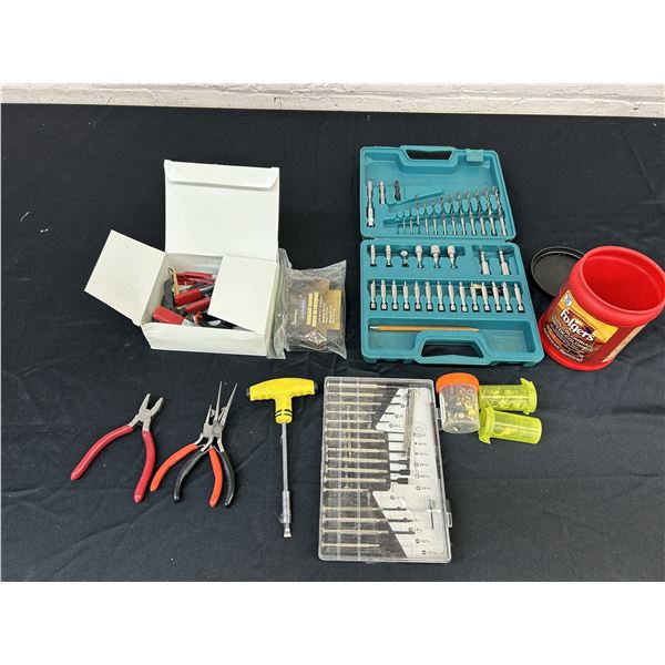 Lot of Assorted Drill Bits, Home Repair Renovation Items