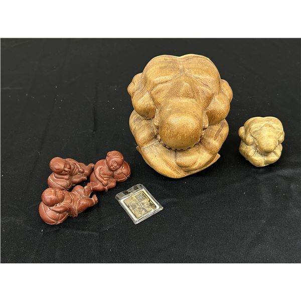 Lot of Figurines Wooden Carved Man, etc