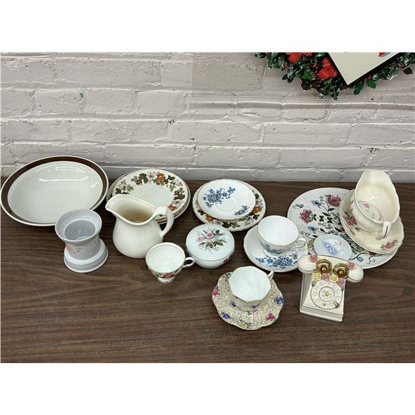 Assorted Fine Bone Chia Cups, Saucers, Plates, Pitcher, Gravy Boat, etc