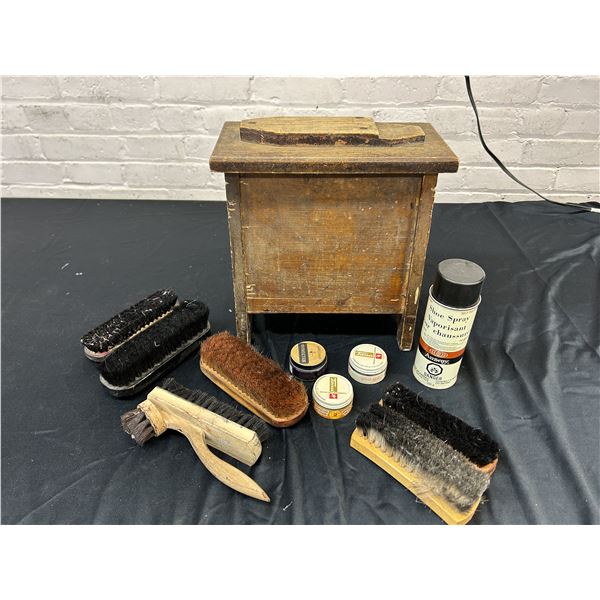 Vintage Shoe Shine Box with Brushes / Accessories